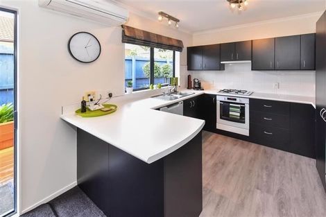 Photo of property in 43 Milson Drive, Papakura, 2110