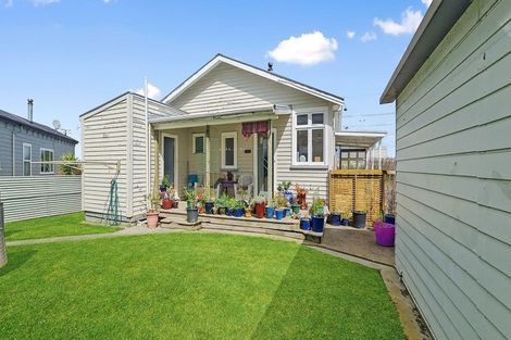 Photo of property in 13 Rimu Street, Marton, 4710