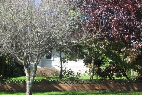 Photo of property in 56 Smythe Road, Henderson, Auckland, 0612