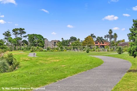 Photo of property in 41 Adlam Lane, Takanini, 2112