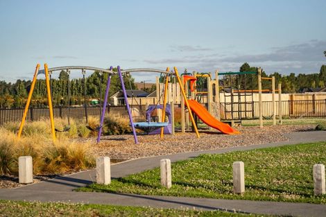 Photo of property in 5 Kiwi Close, Clyde, 9330
