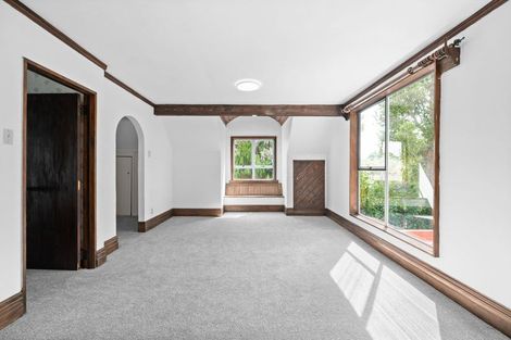 Photo of property in 16 Knighton Road, Hillcrest, Hamilton, 3216