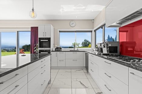 Photo of property in 194 Te Mata Peak Road, Havelock North, 4130