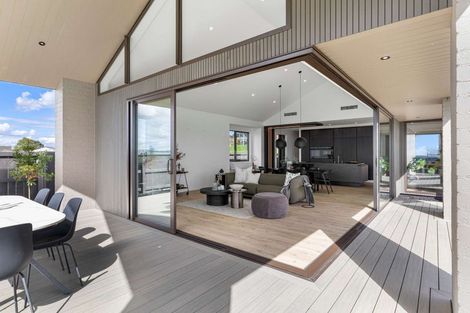 Photo of property in 293 Kitchener Road, Pukekohe, 2120