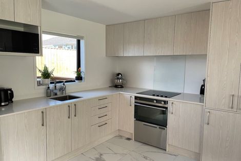 Photo of property in 8/79 Taikata Road, Te Atatu Peninsula, Auckland, 0610