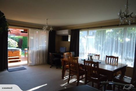 Photo of property in 35 Boston Parade, Kelvin Grove, Palmerston North, 4414