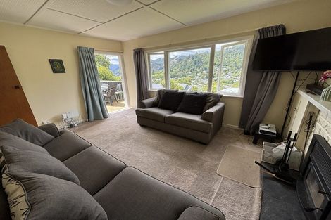 Photo of property in 102 Mount Street, Nelson South, Nelson, 7010