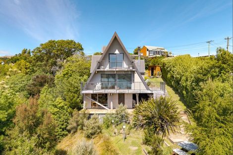 Photo of property in 23 Ranui Crescent, Diamond Harbour,  8971