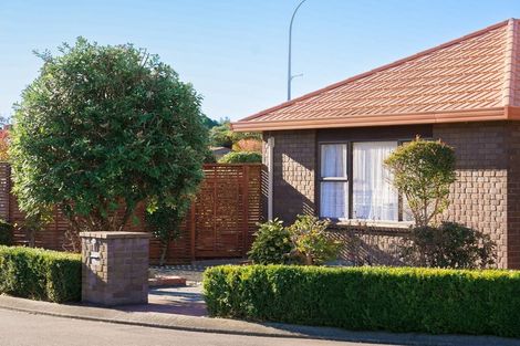 Photo of property in 1 Inverell Place, Waikanae, 5036