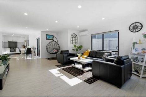 Photo of property in 4e Old Wairoa Road, Papakura, 2110