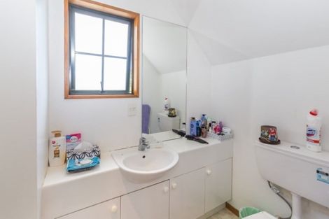 Photo of property in 102 Mandeville Street, Riccarton, Christchurch, 8011