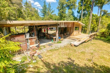 Photo of property in 215 Clifton Road, Kaiata, Greymouth, 7805