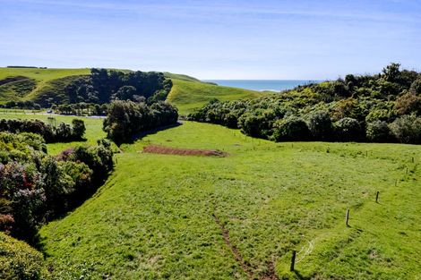 Photo of property in Tapuae, 1 Washer Road, Omata, New Plymouth, 4374