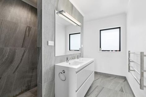 Photo of property in 221 Lakes Boulevard, Pyes Pa, Tauranga, 3112