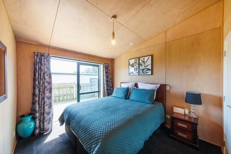 Photo of property in 35 Barling Street, Himatangi Beach, Foxton, 4891