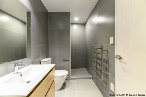 Photo of property in 10/11 Scanlen Terrace, Kelston, Auckland, 0602