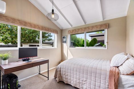 Photo of property in 11 Holyrood Street, Taradale, Napier, 4112