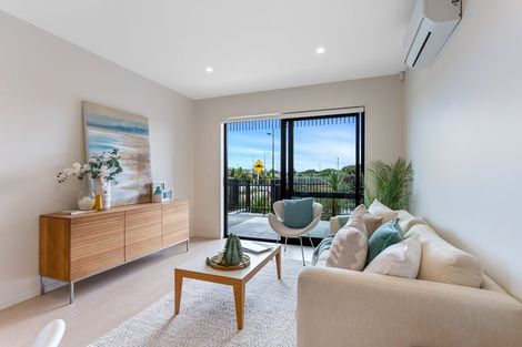 Photo of property in 2 Juniper Drive, Rosehill, 2113
