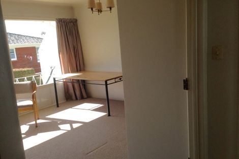 Photo of property in 1/5 Onepoto Road, Hauraki, Auckland, 0622