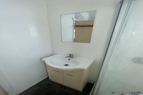 Photo of property in 1/11 Worcester Street, West End, Palmerston North, 4410
