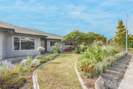 Photo of property in 2 Heritage Crescent, Richmond, 7020