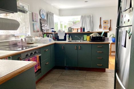 Photo of property in 1/65 Golf Road, New Lynn, Auckland, 0600