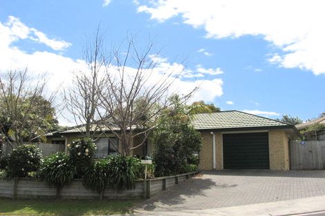 Photo of property in 1 Whitby Place, Welcome Bay, Tauranga, 3112