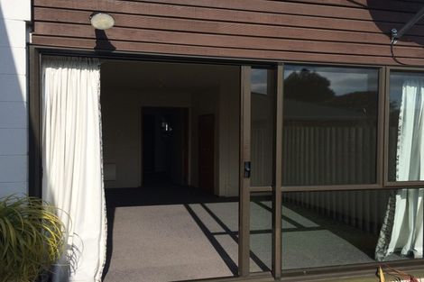 Photo of property in 2/30 Picton Avenue, Riccarton, Christchurch, 8011