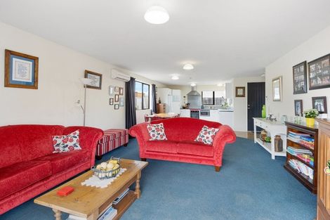 Photo of property in 67a Marlow Road, Aranui, Christchurch, 8061