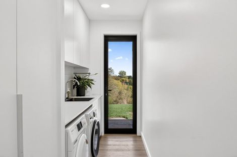 Photo of property in 248 Durham Drive, Havelock North, 4130
