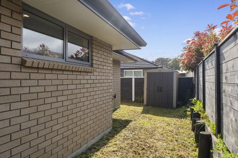 Photo of property in 3 Mooring Close, Whitby, Porirua, 5024