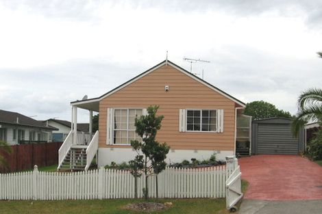 Photo of property in 35 Hassan Drive, Massey, Auckland, 0614