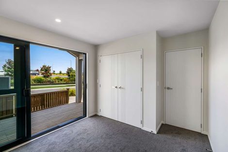 Photo of property in 6 Rorotu Avenue, Karaka, 2113