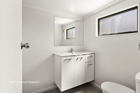 Photo of property in 19 Saint Hill Lane, Havelock North, 4130