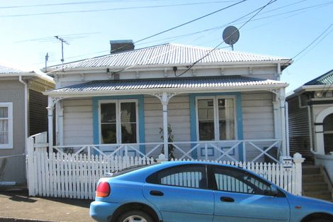 Photo of property in 8a Gordon Street, Newtown, Wellington, 6021