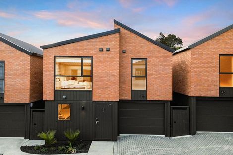 Photo of property in 73c Salamanca Road, Sunnynook, Auckland, 0620