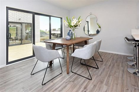 Photo of property in 5d Mcquoids Road, Flat Bush, Auckland, 2019