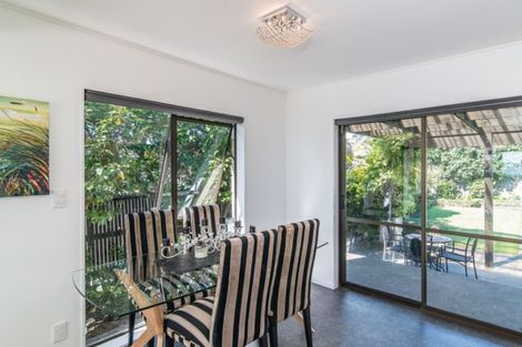 Photo of property in 82 Marine Parade, Paraparaumu Beach, Paraparaumu, 5032