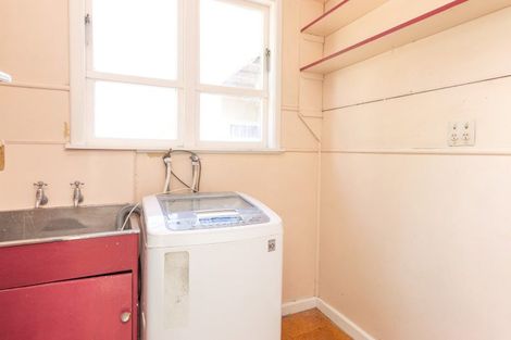 Photo of property in 420 Tremaine Avenue, Takaro, Palmerston North, 4412