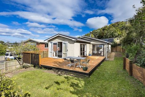 Photo of property in 17 Seaview Road, Brighton, Dunedin, 9035