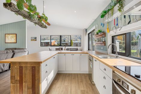 Photo of property in 4 Bank Avenue, Middlemarch, 9597