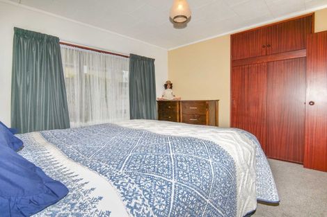 Photo of property in 64 Henley Street, Westport, 7825