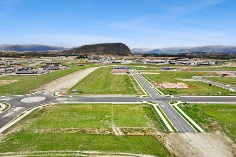 Photo of property in 32 Deans Drive, Wanaka, 9382