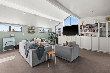 Photo of property in 5 Gavin Black Street, Meeanee, Napier, 4112