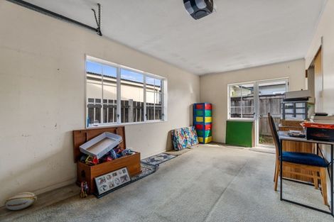 Photo of property in 18 Clare Street, Cambridge, 3434