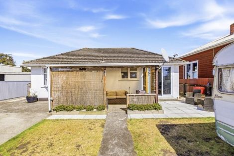 Photo of property in 25 Ruapehu Street, Castlecliff, Whanganui, 4501