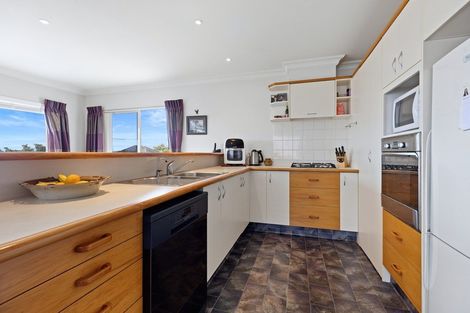 Photo of property in 31a Seaview Road, Otumoetai, Tauranga, 3110