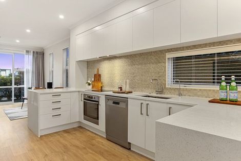 Photo of property in 10 Skylark Road, Hobsonville, Auckland, 0616