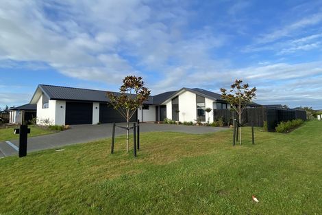 Photo of property in 192 Faringdon Boulevard, Rolleston, 7615