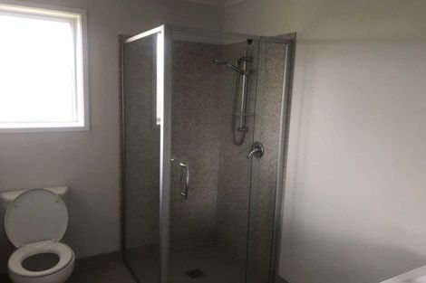 Photo of property in 17 Lamborn Drive, Papakura, 2110